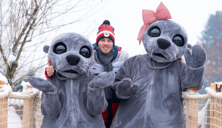 Praha představila maskoty dětské olympiády. Jsou to lachtani Bublinka a Hugo