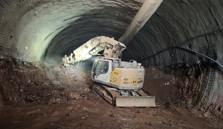 Tunely mění dopravu na východě Čech, hned dva se hloubí u Náchoda