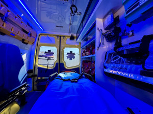 V Ostravě se srazily tramvaje, řidičku museli vyprostit hasiči. Zraněný je i jeden cestující