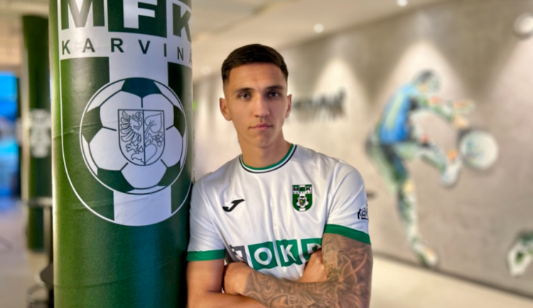 MFK Karviná získala novou defenzivní posilu, podepsala obránce Yevgeniye Skybu