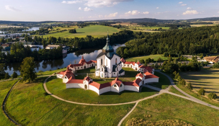 V roce 1677 se narodil stavitel Santini. Připomeňte si jeho stopu na Vysočině