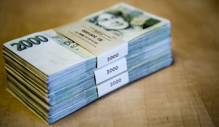 Advokát a bývalý člen ANO prohrál v hazardu miliony z peněz svých klientů