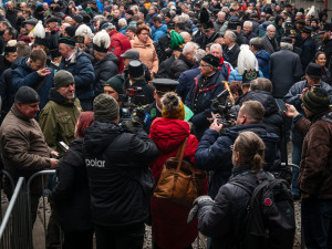 Ve Stonavě vyvezli z dolu poslední vozík, těžba černého uhlí v Česku skončila.