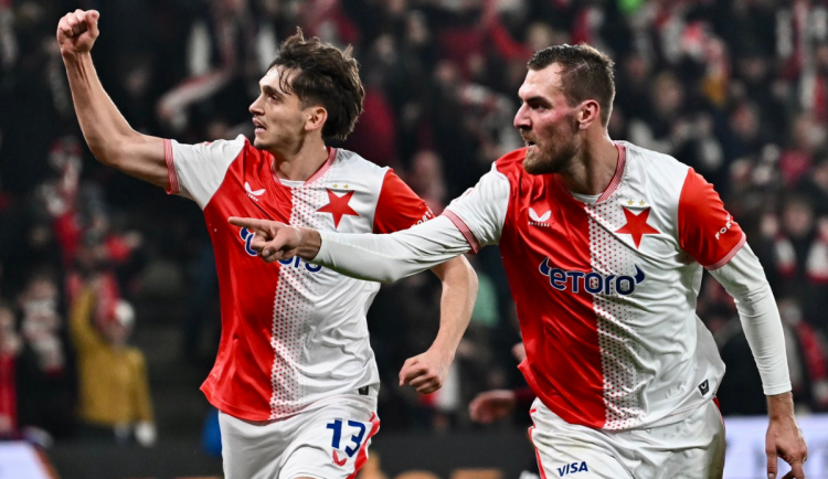 Praha je Slavie. Vršovičtí přejeli v derby Spartu 3:1