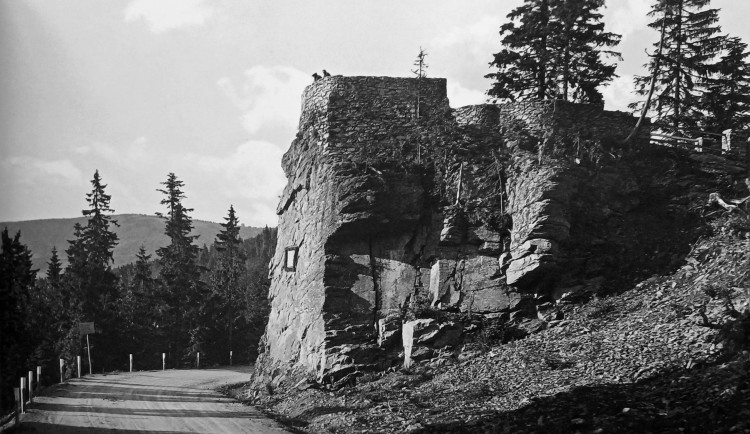 Příslušníci SS na konci války odstřelili slavnou vyhlídku, chtěli zastavit Američany