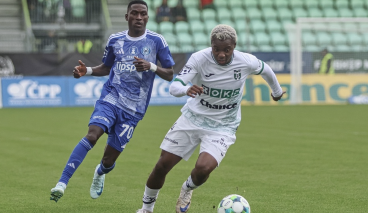 Fotbalisté Karviné remizovali v Olomouci 2:2 a poprvé na jaře bodovali