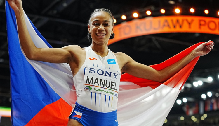 Česká čtvrtkařka Lurdes Gloria Manuel je halovou mistryní světa