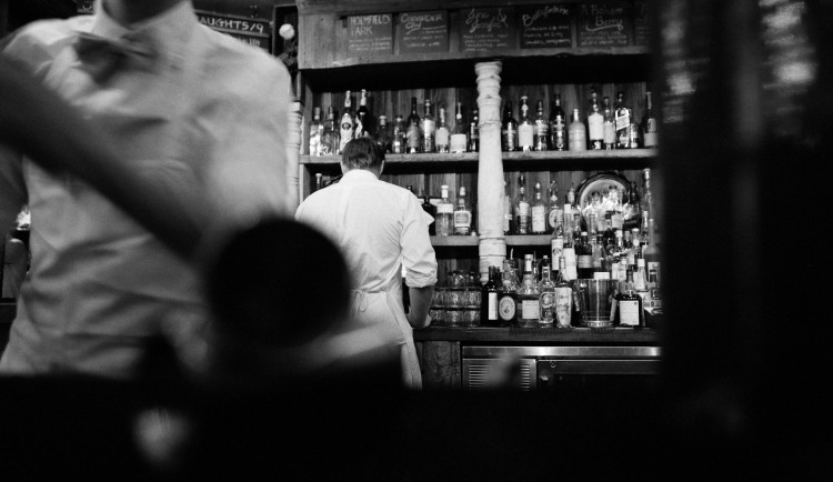 Nevpouštění Romů a Ukrajinců do podniků, dokazování takového jednání je obtížné