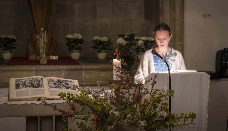 Olomouc opět chystá maraton ve čtení bible, letos se zapojí i Romové