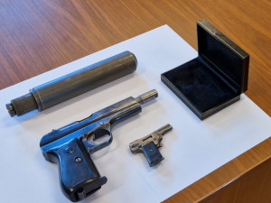 FOTO: Policisté v rámci zbraňové amnestie viděli 150 zbraní. Jaké byly největší rarity?