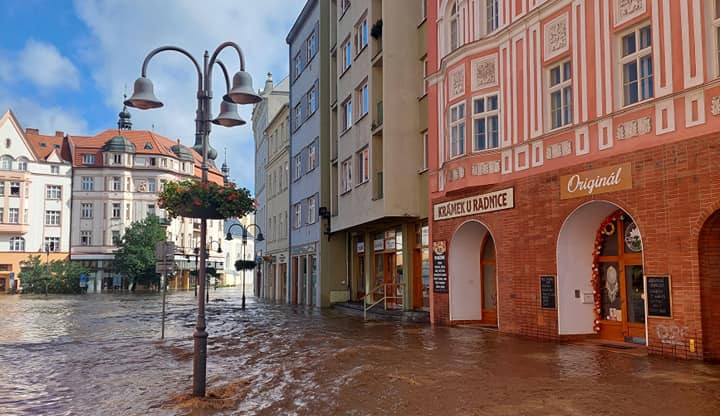 IlustračníKrnov během povodní