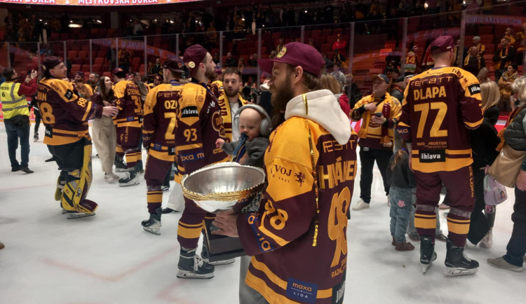 ON-LINE: Horácká aréna burácí. Dukla výhrou 4:1 obhájila prvoligový titul