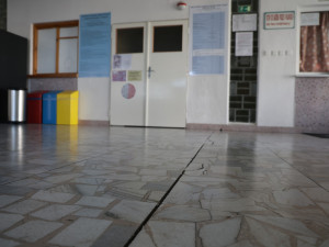 Krnovský bazén má šanci na znovuotevření, konstrukce dočasně podepřou