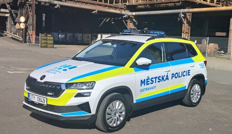 Ostravští strážníci mají nová vozidla, jejich design pomůže zvyšovat bezpečnost. Foto: Městská policie Ostrava