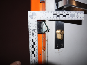 Drama v Dolní Lutyni. Policie zadržela dvojici zlodějů přímo při činu