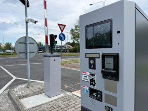 Řidiči pozor! Začíná zkušební provoz parkoviště P+R na Hranečníku, od pondělí se bude platit