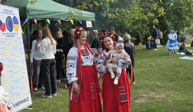 Festival Slovanské prameny propojil Čechy a Ukrajince, přišly stovky lidí