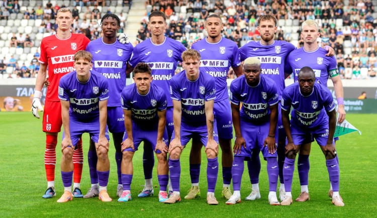 Karviná slaví historický triumf. Po obratu porazila Jablonec a získala domácí pohár