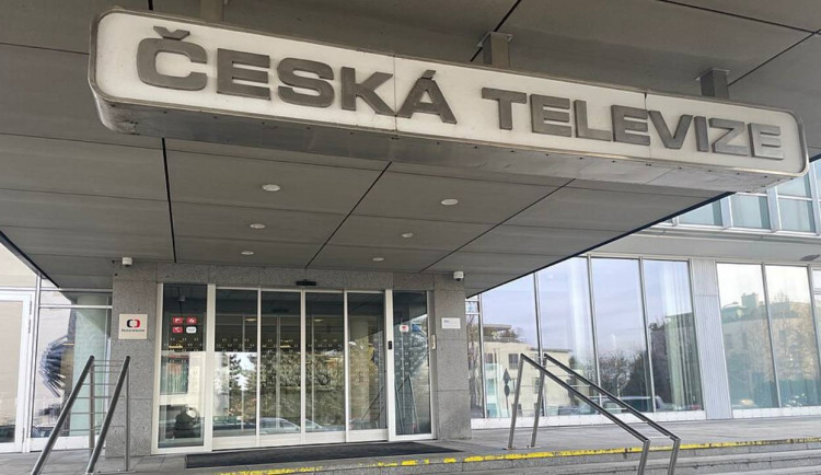 Vláda schválila návrh změny financování veřejnoprávních médií