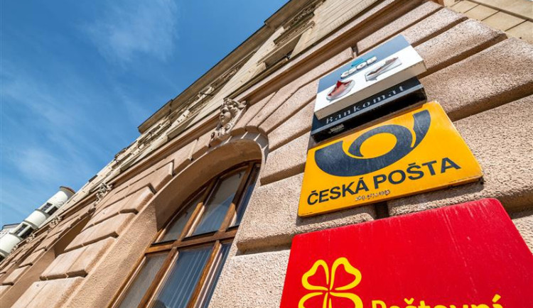 Hlavní pošta v Třinci se přesune do bývalé banky u autobusového nádraží