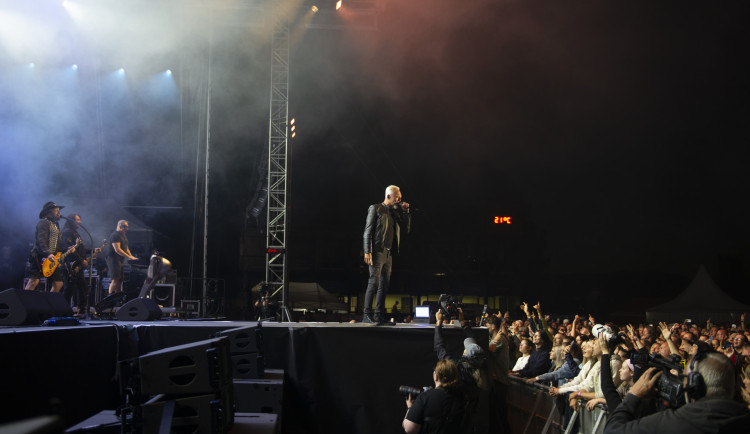 Historický rekord v návštěvnosti, Roxette i spláchnutý koncert. Co přinesla Benátská?