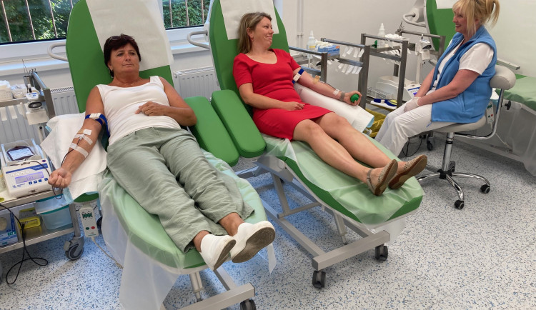 Nemocnice hlásí nedostatek krve. Chybí téměř všechny krevní skupiny