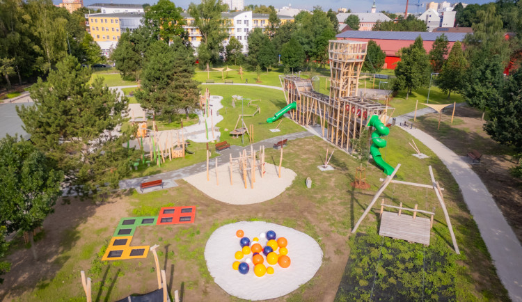 Rivka Park je hotový. Frýdek-Místek otevře nový volnočasový areál