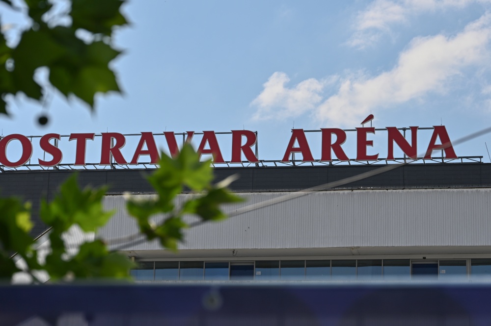 Ostrava před začátkem MS v hokeji: okolí arény se připravovalo na šampionát