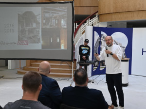 Zrekonstruovaná Ostravica-Textilia se otevírá. Stěhují se do ní první nájemníci