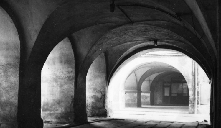 Nové Lauby zaplnily historické centrum Ostravy. Po 60 letech