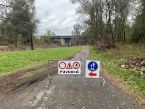 Po červené ze Svinova do Bohumína.  Oblíbená turistická trasa místy už není