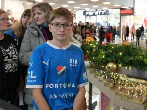 Jedině Baník! Modrobílí obsadili obchodní centrum