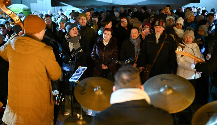 FOTOGALERIE: Pod Sýkorákem nebylo k hnutí. Vánoční blues táhne