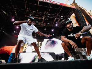 FOTOGALERIE: Beats for Love. Drumy duní pod vyhaslými vysokými pecemi