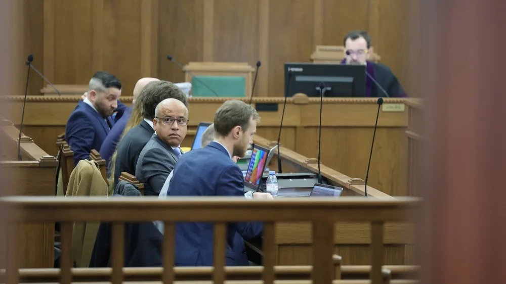 Soud jedná o moratoriu Liberty Ostrava, dorazil i majitel koncernu Sanjeev.