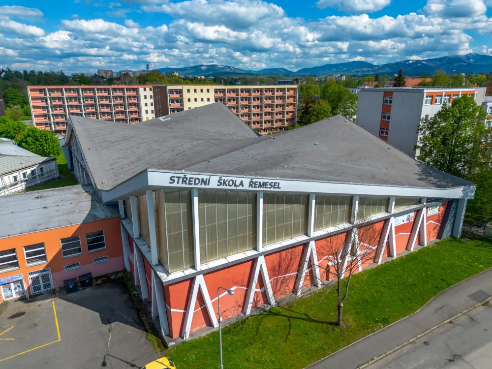 Frýdek-Místek jedná s krajem o o opravě školního bazénu.