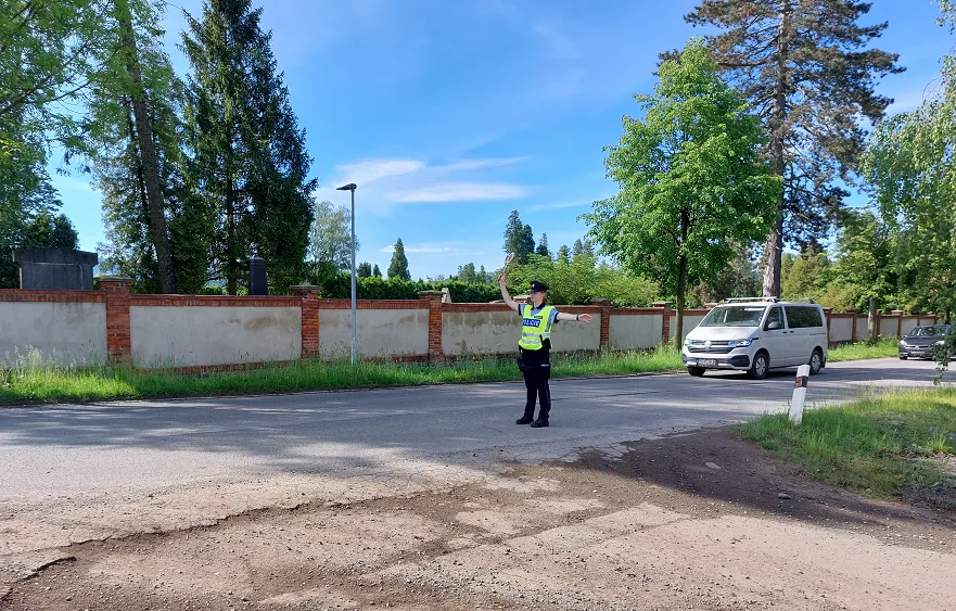 FOTO: Poprvé v terénu. Policejní nováčci na Novojičínsku kontrolovali řidiče, přišli na 33 přestupků