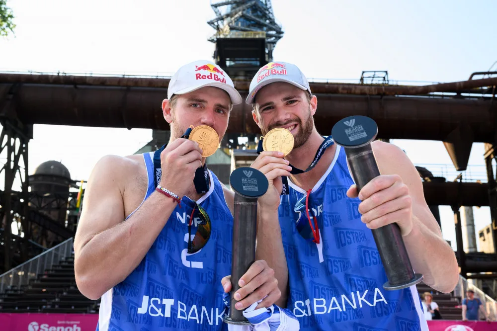 J&T Banka Ostrava Beach Pro: Mistři světa a skandinávské hvězdy na jednom kurtu
