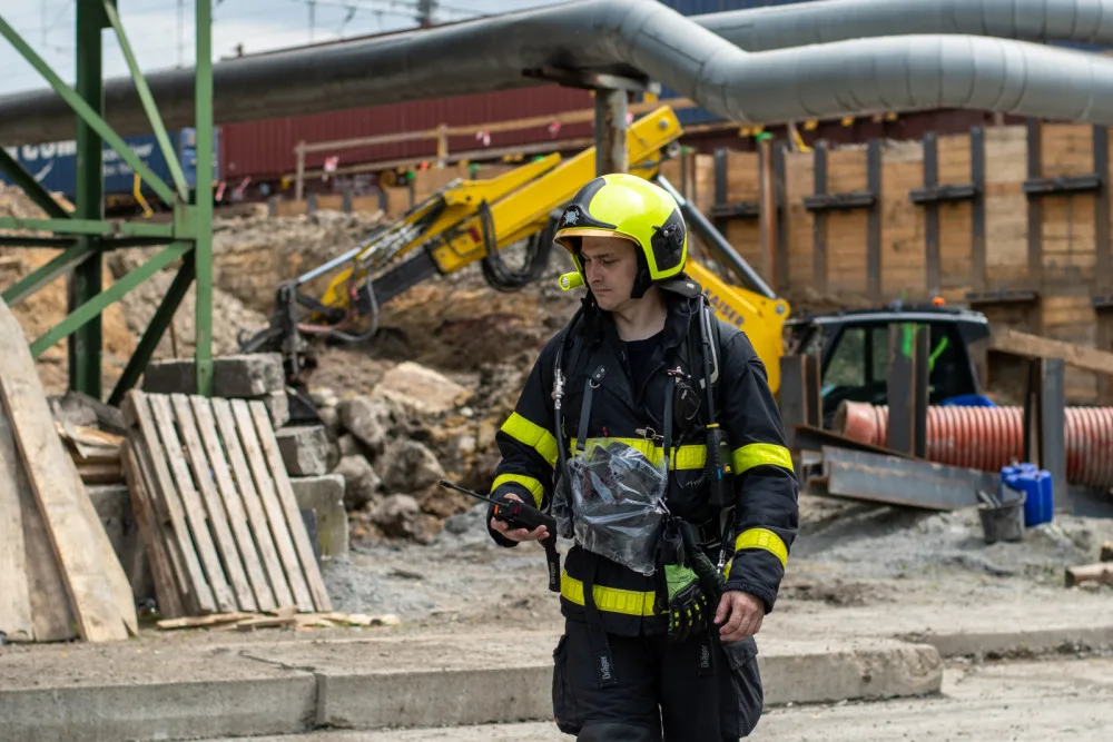 V Havířově-Šumbarku došlo k poškození plynového potrubí. Hasiči evakuovali desítky lidí a okolí uzavřeli