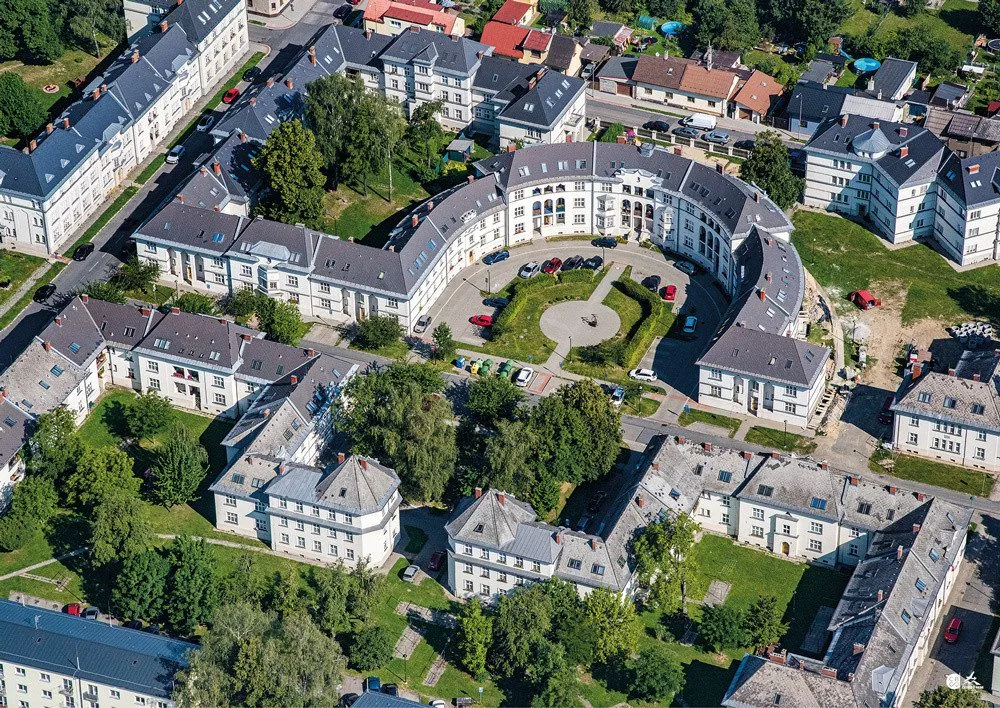 Oslava 100. výročí Velké Ostravy aneb Promenády v Jubilejní kolonii.