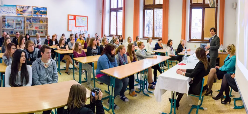 size4-16394623063498-60-size4-15371705039011-152-20180917-stredni-skola