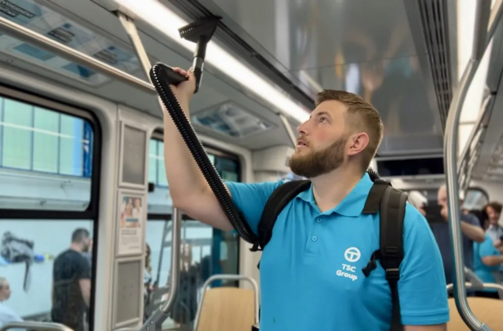 Ostravský dopravní podnik zdvojnásobil úklid tramvají. Čistější budou také trolejbusy, autobusy a zastávky