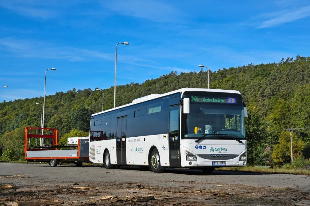 Letní cyklobus propojí celé Jeseníky. První cestující přepraví už během tohoto víkendu
