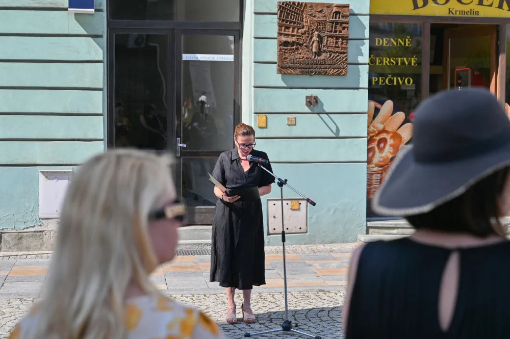 Ostrava má nový památník. 80 let od spojeneckého náletu
