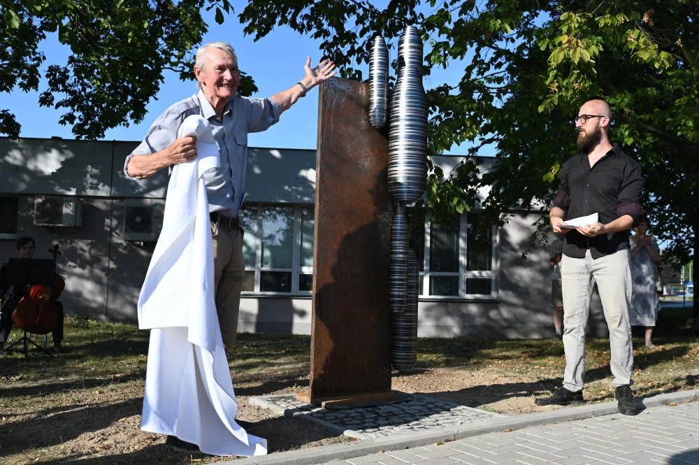 Ostrava má nový památník. 80 let od spojeneckého náletu