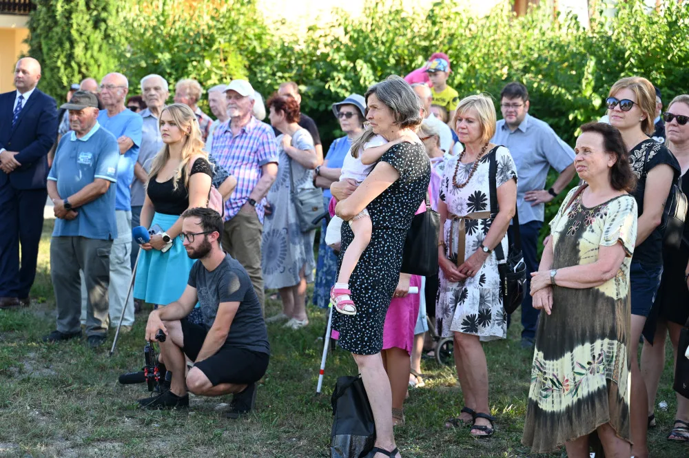 Ostrava má nový památník. 80 let od spojeneckého náletu