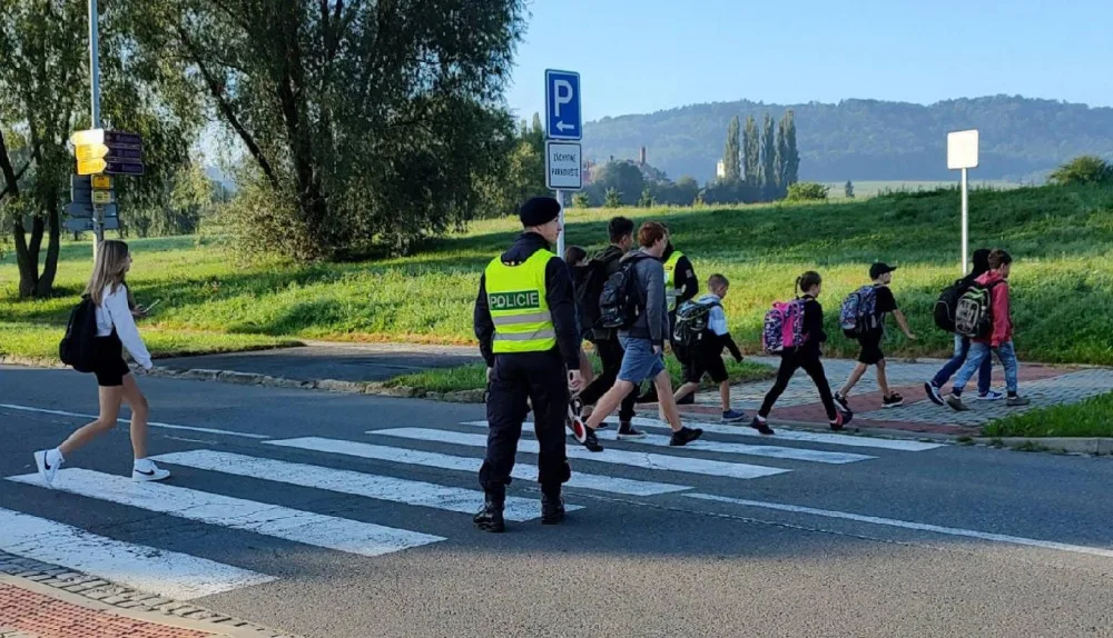 Bezpečně do školy: Policie radí, jak ochránit děti na cestách.