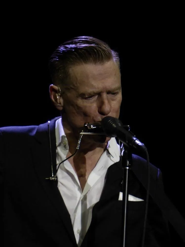 V Havířově vystoupí kanadský zpěvák a kytarista Bryan Adams, nahradil Scorpions.