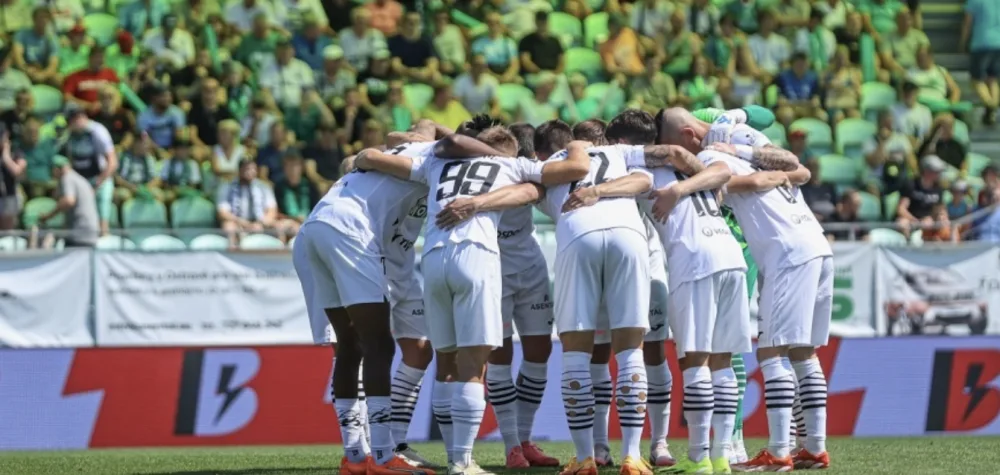 Karvinští fotbalisté hráli doma podruhé po sobě 0:0, Dukla venku poprvé bodovala.