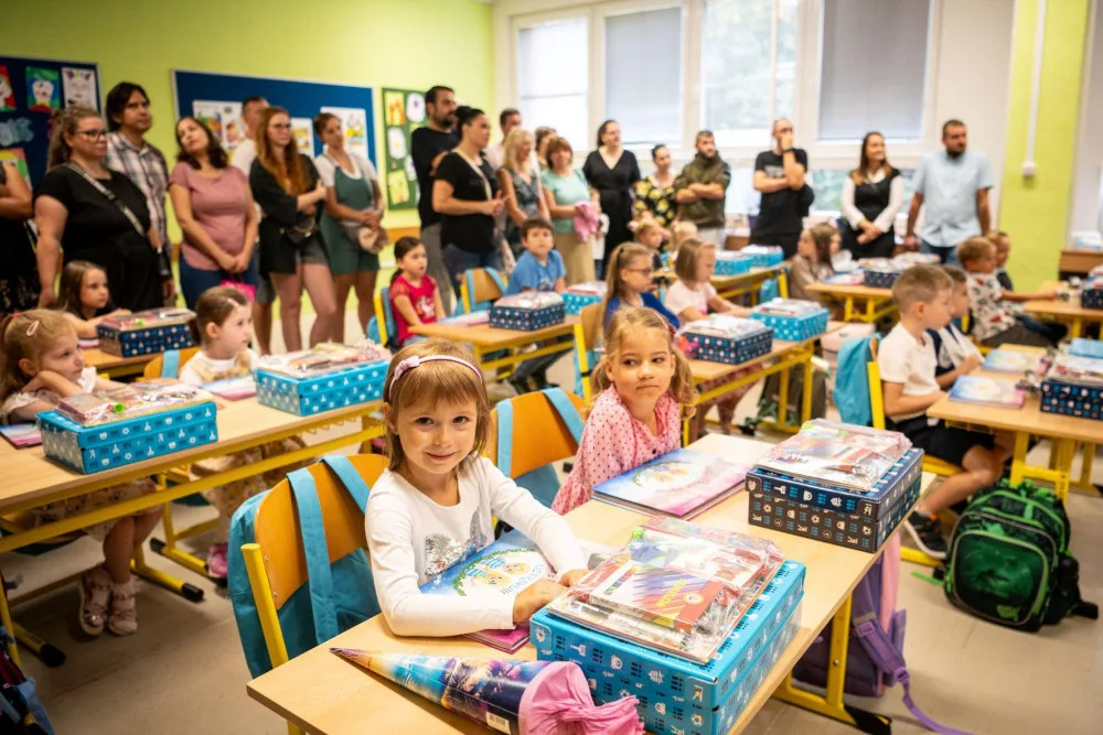 Zaměřeno na čtenářskou gramotnost. Ostrava si pro prvňáčky připravila speciální knihu z pera bílovecké autorky
